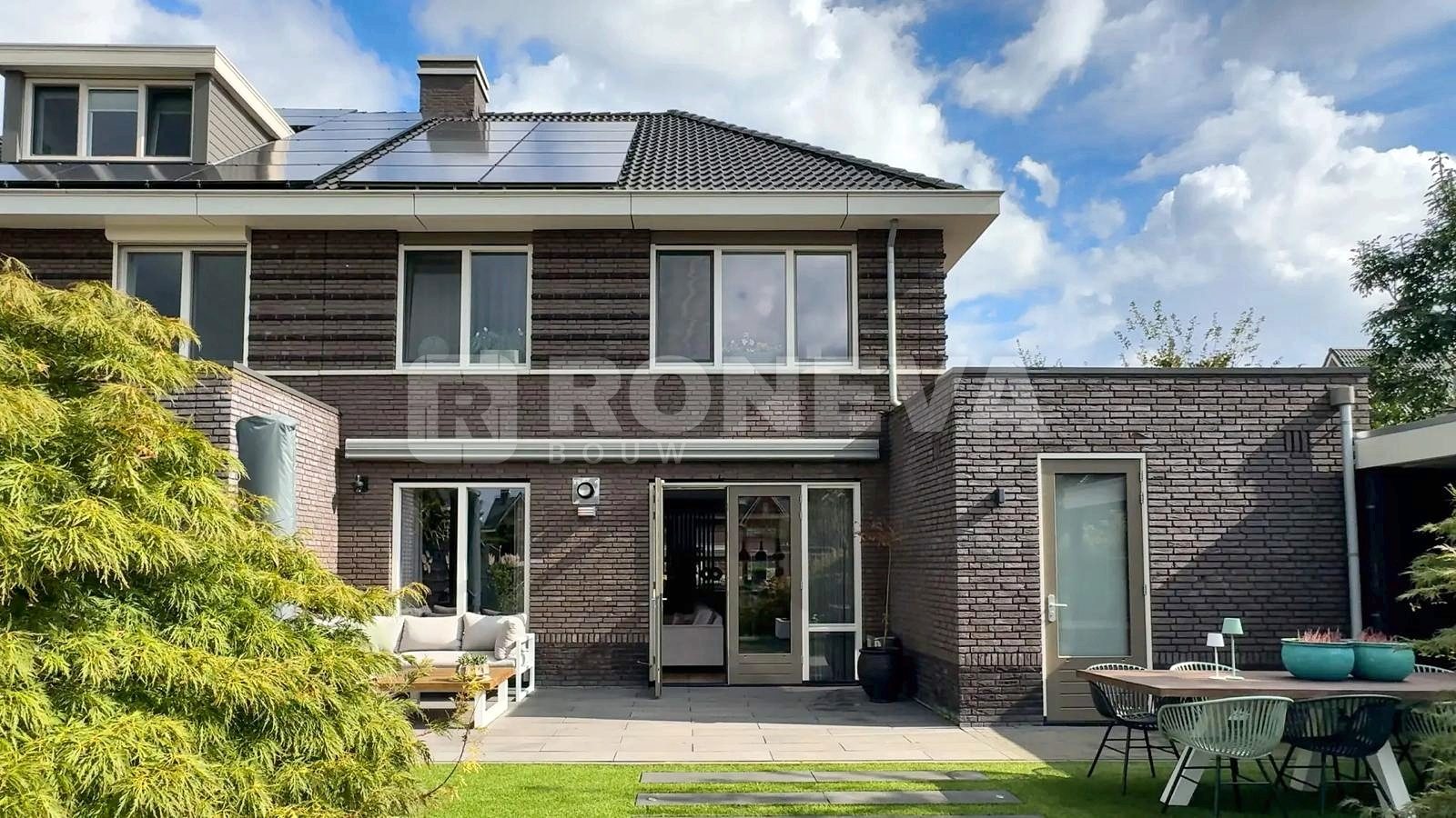Aanbouw met betonvloer in Zuid-Holland