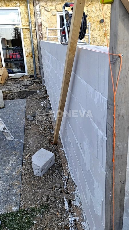 Aanbouw van fundering tot dak, tijdens de werkzaamheden (8)